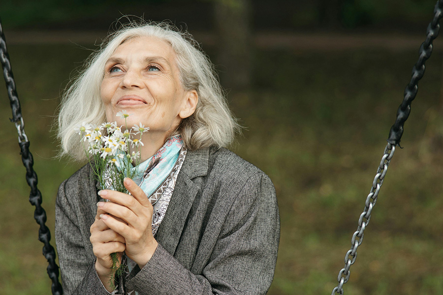 Outdoor Activity Lifestyle Intervention for People with Dementia